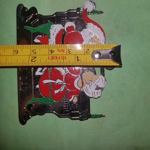 Santa Claus and Mrs. Claus "Mom & Dad" Metal Ornament - Picture 8 of 8